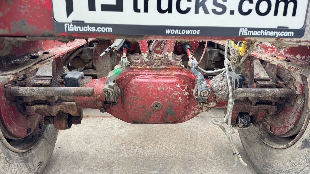 Fahrgestell LKW Mercedes-Benz 3228 8x4 chassis - v8: das Bild 14