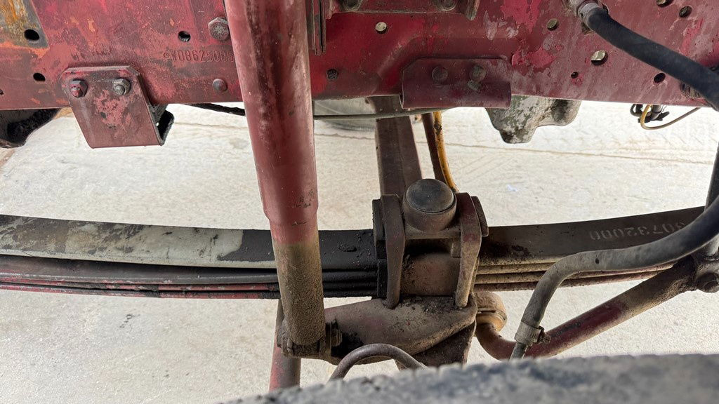 Fahrgestell LKW Mercedes-Benz 3228 8x4 chassis - v8: das Bild 9