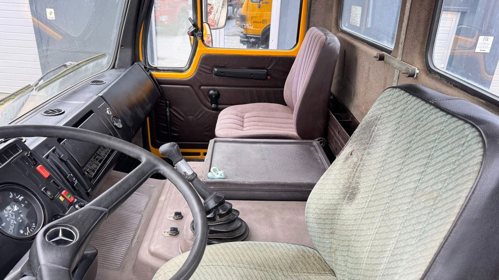 Fahrgestell LKW Mercedes-Benz 3228 8x4 chassis - v8: das Bild 22