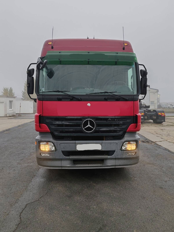 Mercedes-Benz Actros 2644L 6X4 stake body - Palfinger crane PK18500 - Pritsche LKW: das Bild 3 Mercedes-Benz Actros 2644L 6X4 stake body - Palfinger crane PK18500 - Pritsche LKW: das Bild 3