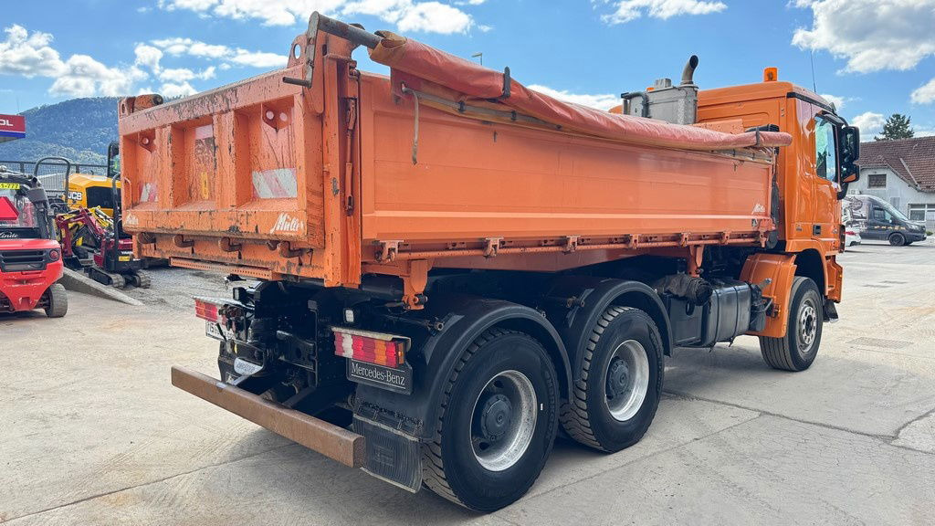 Mercedes-Benz Actros 3346 K 6x4 bordmatic - 3 pedals - Kipper: das Bild 4 Mercedes-Benz Actros 3346 K 6x4 bordmatic - 3 pedals - Kipper: das Bild 4