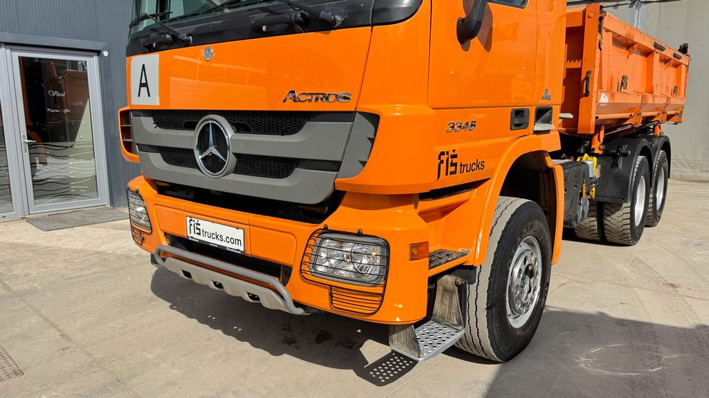 Mercedes-Benz Actros 3346 K 6x4 bordmatic - 3 pedals - Kipper: das Bild 2 Mercedes-Benz Actros 3346 K 6x4 bordmatic - 3 pedals - Kipper: das Bild 2
