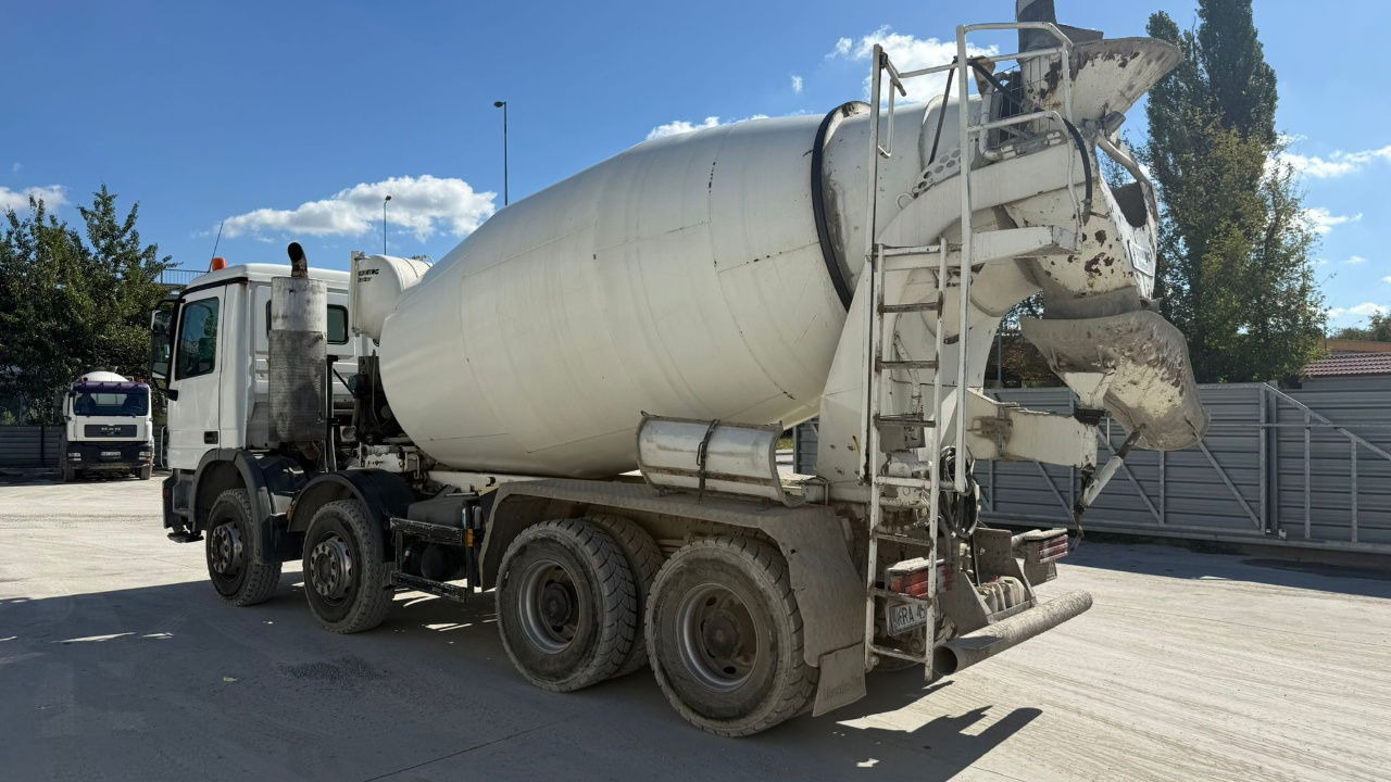 Mercedes-Benz Actros 3532 8x4 beton Schwing mixer 10m3 - Fahrmischer: das Bild 3 Mercedes-Benz Actros 3532 8x4 beton Schwing mixer 10m3 - Fahrmischer: das Bild 3