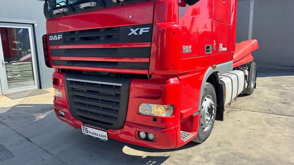 DAF XF 105.460 4x2 tractor unit - tipp. hydr. - Sattelzugmaschine: das Bild 2 DAF XF 105.460 4x2 tractor unit - tipp. hydr. - Sattelzugmaschine: das Bild 2