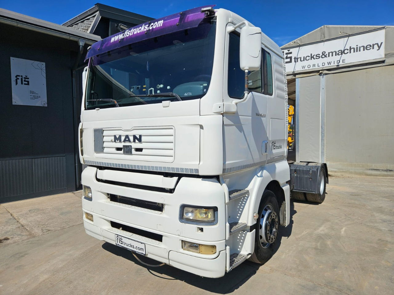 MAN TGA 18.413 4X2 tractor unit - Sattelzugmaschine: das Bild 1 MAN TGA 18.413 4X2 tractor unit - Sattelzugmaschine: das Bild 1