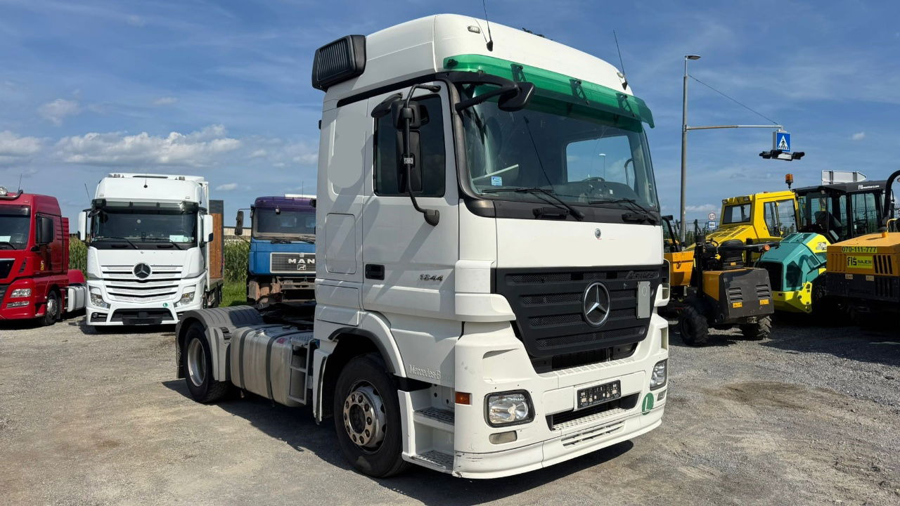 Mercedes-Benz Actros 1844 LS 4x2 tractor unit - retarder - Sattelzugmaschine: das Bild 3 Mercedes-Benz Actros 1844 LS 4x2 tractor unit - retarder - Sattelzugmaschine: das Bild 3