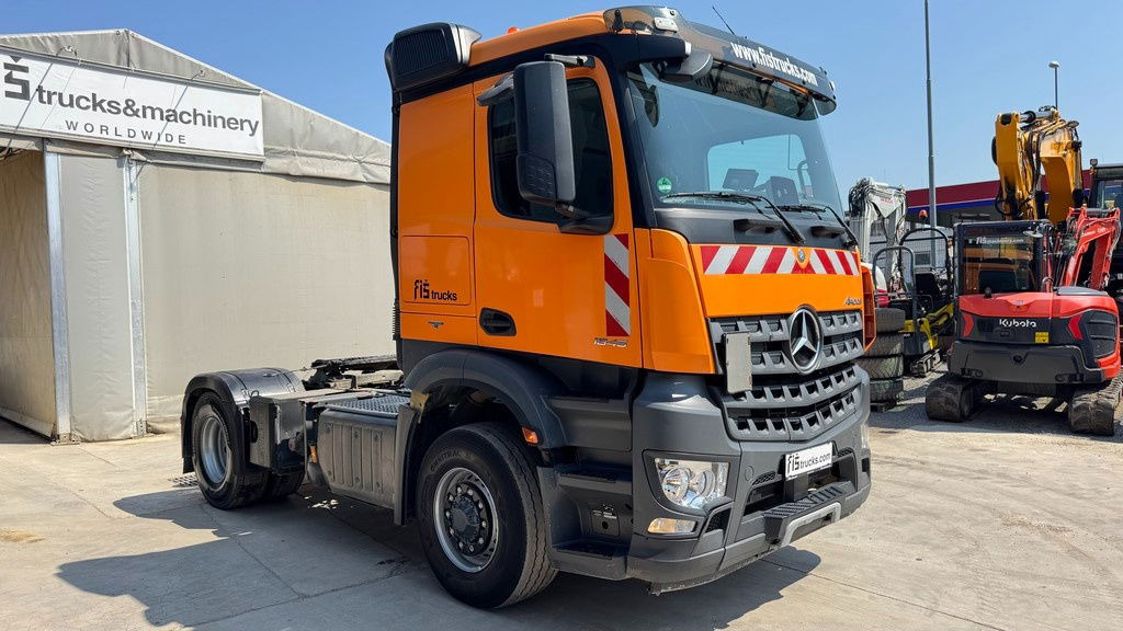 Mercedes-Benz Arocs 1845 HAD 4X4 tractor unit - tipp. hydraulics - retarder - Sattelzugmaschine: das Bild 3 Mercedes-Benz Arocs 1845 HAD 4X4 tractor unit - tipp. hydraulics - retarder - Sattelzugmaschine: das Bild 3