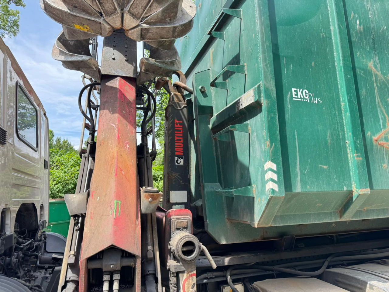 Scania P 410 6x2 penz crane 12Z + abroll multilift + scissors - steering axle - Containerwagen/ Wechselfahrgestell LKW: das Bild 3 Scania P 410 6x2 penz crane 12Z + abroll multilift + scissors - steering axle - Containerwagen/ Wechselfahrgestell LKW: das Bild 3
