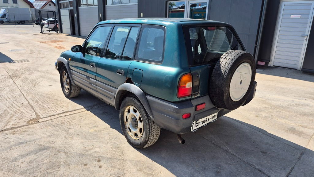 SUV/ Geländewagen Toyota RAV4 2.0 - Petrol - Automatic: das Bild 7