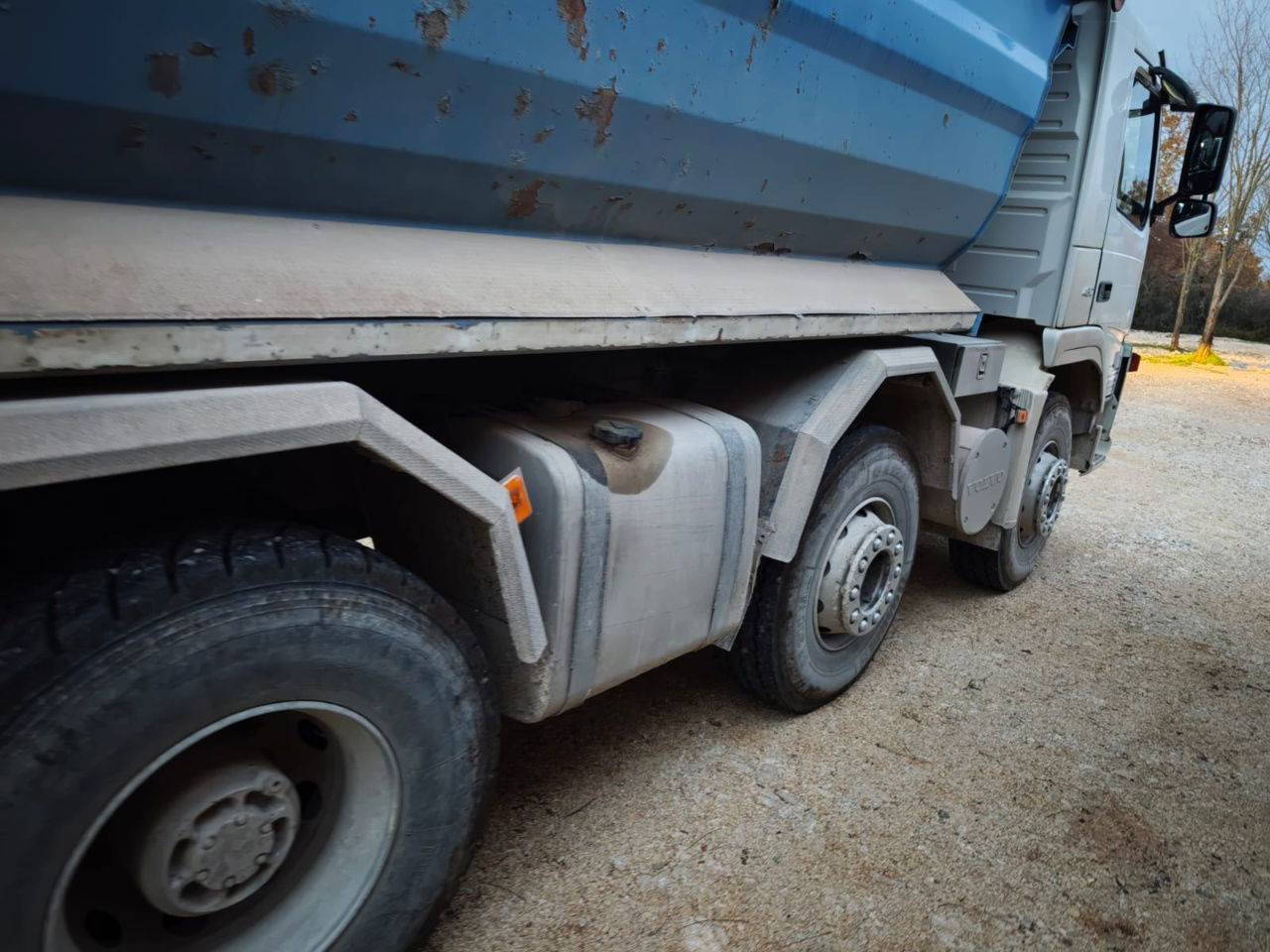 Kipper Volvo FM 480 8x4 mulda tipper - euro 3 - hydraulic back side: das Bild 7