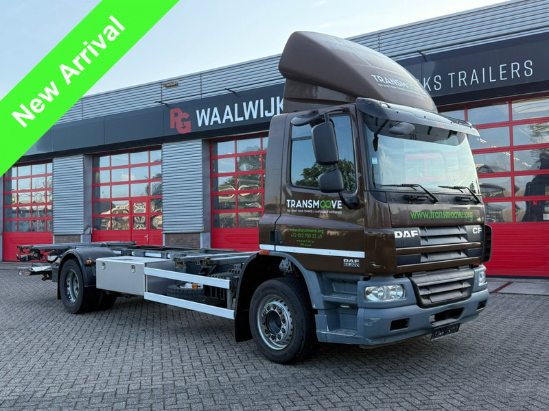 DAF CF65 220 - Fahrgestell LKW: das Bild 1 DAF CF65 220 - Fahrgestell LKW: das Bild 1