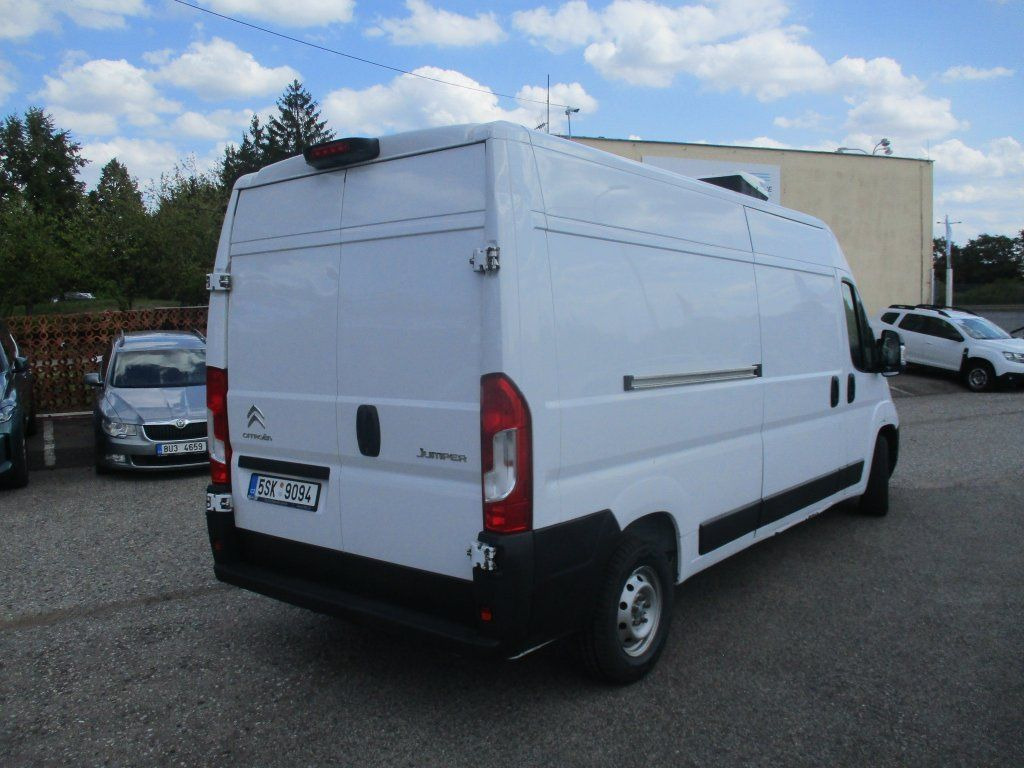Citroën Jumper 2,2 HDi - Kühltransporter: das Bild 4 Citroën Jumper 2,2 HDi - Kühltransporter: das Bild 4