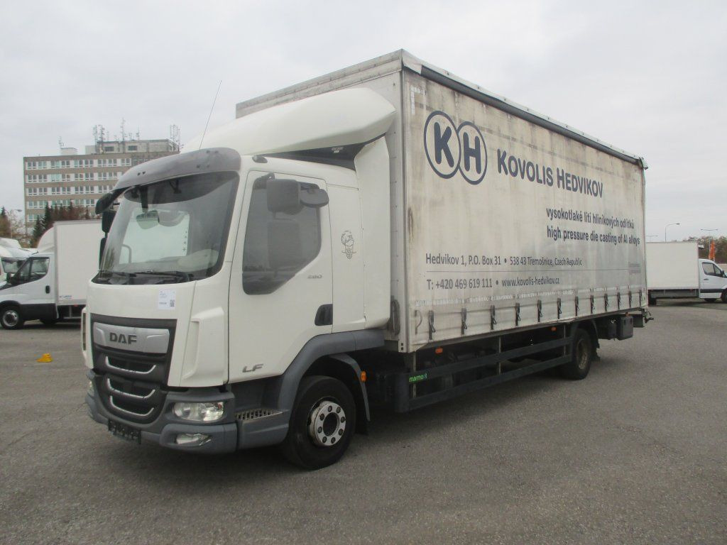 DAF LF 12.260 - Plane LKW: das Bild 1 DAF LF 12.260 - Plane LKW: das Bild 1