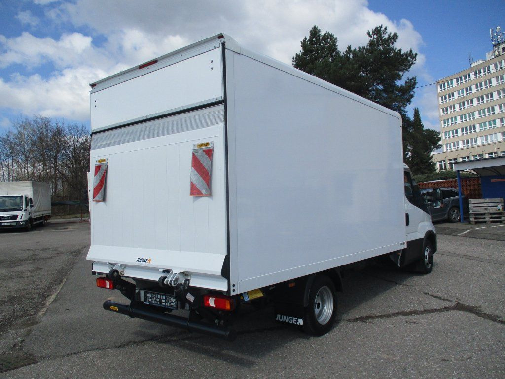 Iveco 35C16 Daily,2.3L Palfinger - Koffer Transporter: das Bild 5 Iveco 35C16 Daily,2.3L Palfinger - Koffer Transporter: das Bild 5