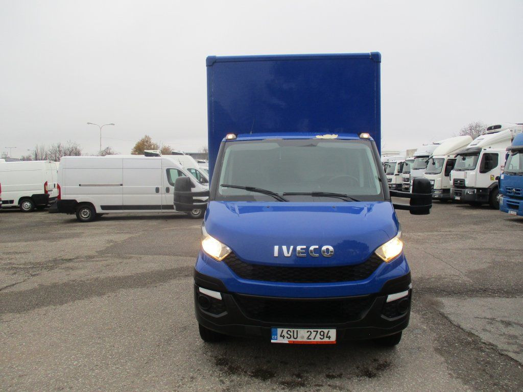 Iveco DAILY 35S15 LBW - Koffer Transporter: das Bild 2 Iveco DAILY 35S15 LBW - Koffer Transporter: das Bild 2