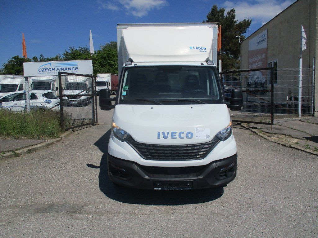 Iveco Daily 35C16 3.0 - Koffer Transporter: das Bild 2 Iveco Daily 35C16 3.0 - Koffer Transporter: das Bild 2