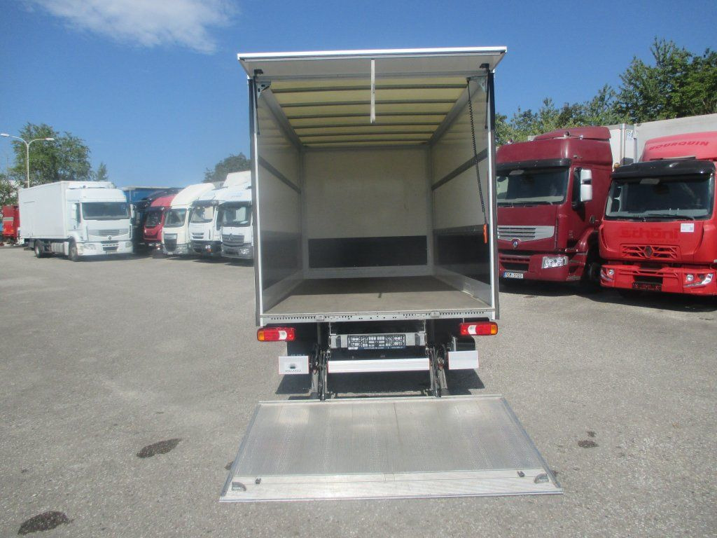 Koffer Transporter Iveco Daily 35C16: das Bild 7