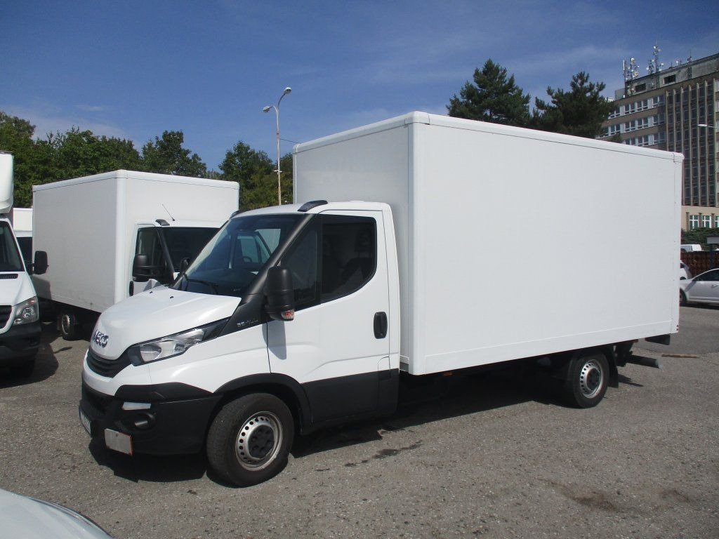 Iveco Daily 35S16 - Koffer Transporter: das Bild 1 Iveco Daily 35S16 - Koffer Transporter: das Bild 1