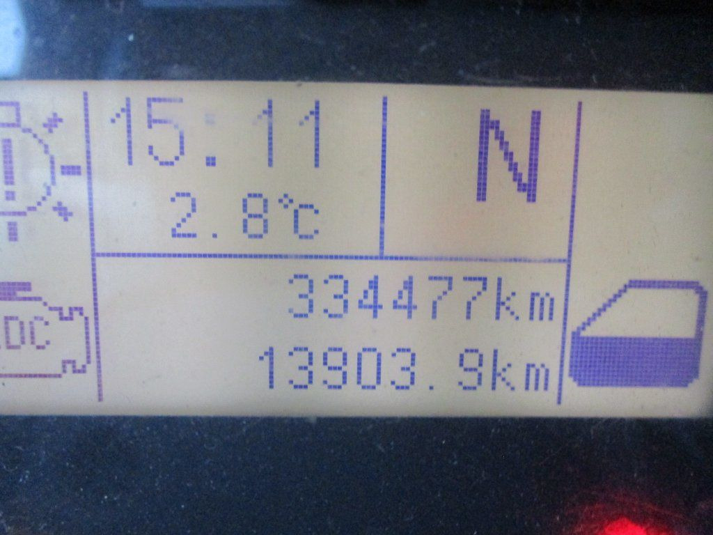 Abrollkipper Iveco Eurocargo 140E22: das Bild 8