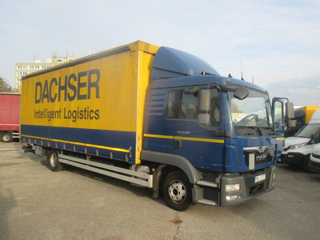 MAN TGL 12.250 - Plane LKW: das Bild 3 MAN TGL 12.250 - Plane LKW: das Bild 3