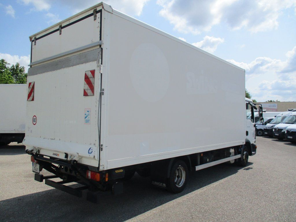 MAN TGL 7.180 - Koffer Transporter: das Bild 4 MAN TGL 7.180 - Koffer Transporter: das Bild 4