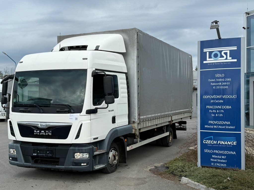 MAN TGL8.220 EURO 6 - Planen Transporter: das Bild 1 MAN TGL8.220 EURO 6 - Planen Transporter: das Bild 1