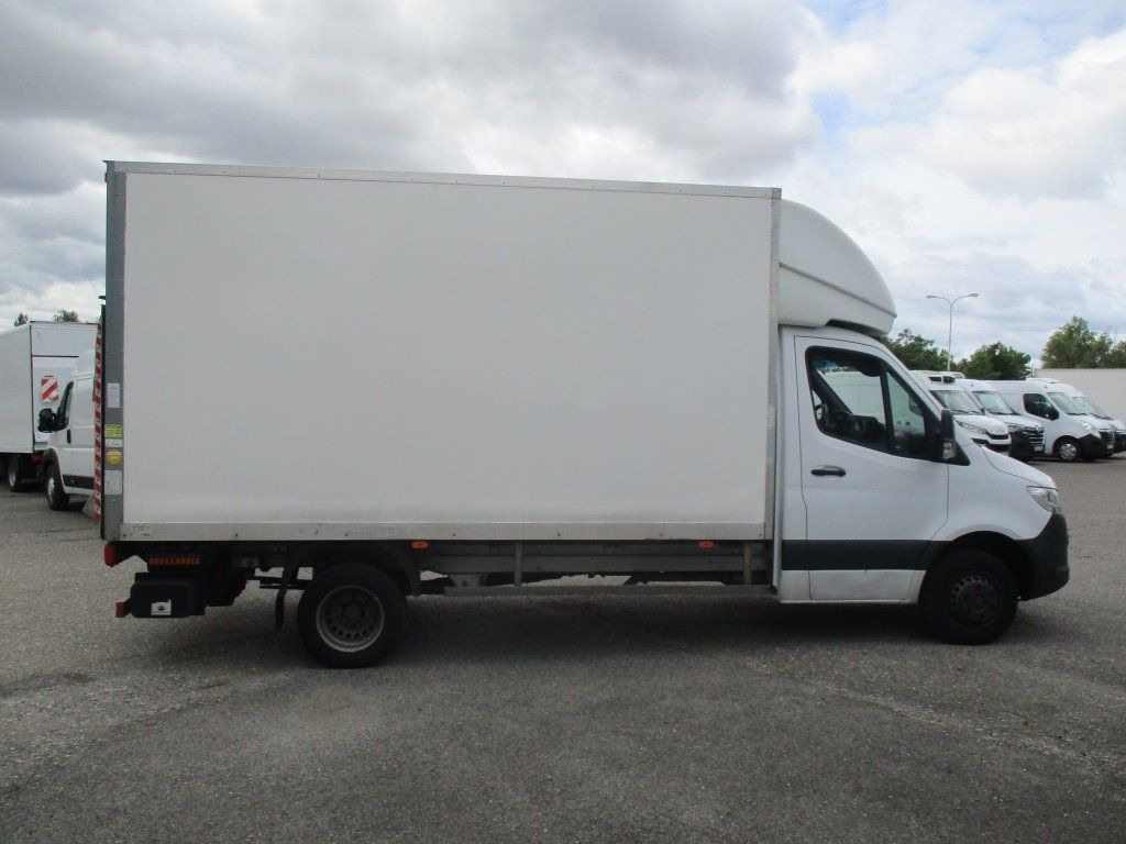 Mercedes-Benz Sprinter 514 CDi - Koffer Transporter: das Bild 4 Mercedes-Benz Sprinter 514 CDi - Koffer Transporter: das Bild 4