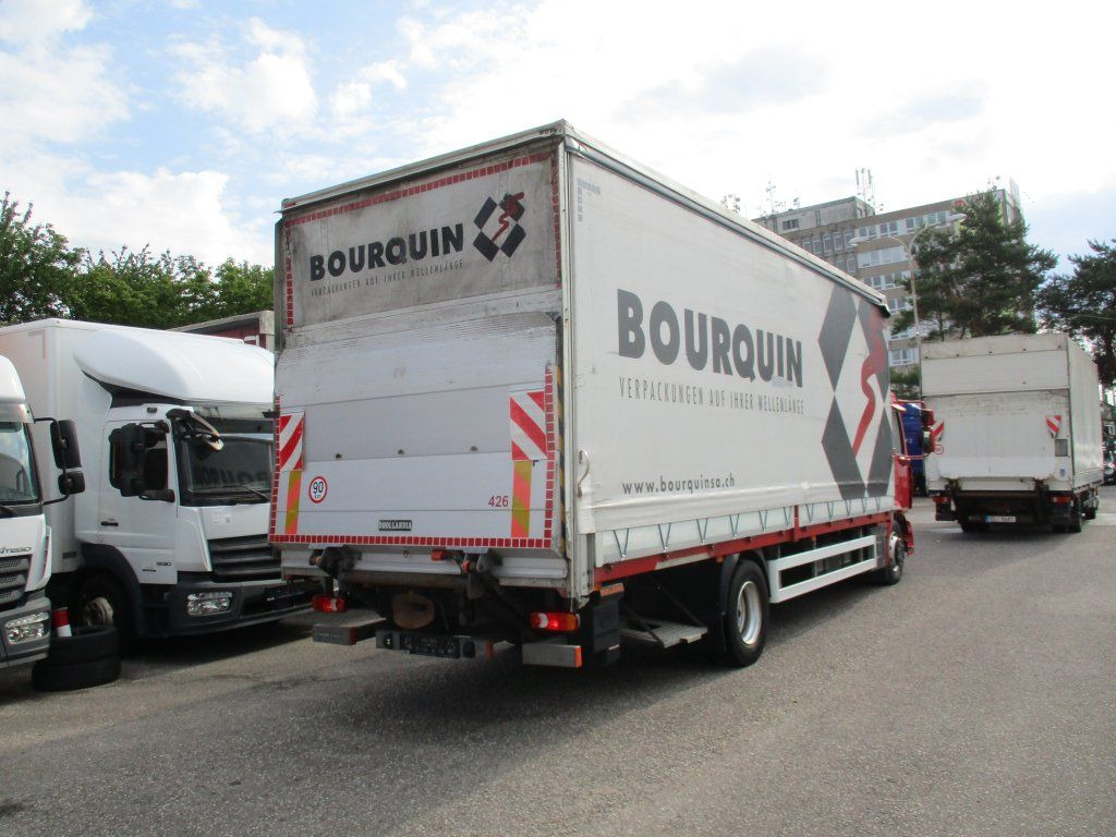 Renault D 16 - Pritsche LKW: das Bild 3 Renault D 16 - Pritsche LKW: das Bild 3