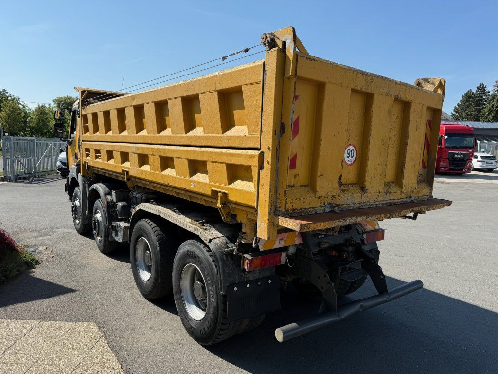 Renault Kerax 420 S3 8x4 EURO 3 – Finanzierungsleasing Renault Kerax 420 S3 8x4 EURO 3: das Bild 6