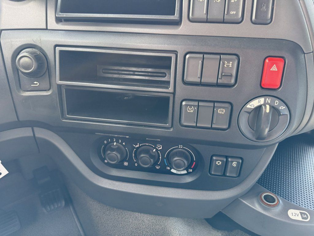 Sattelzugmaschine DAF XF460 EURO 6: das Bild 19