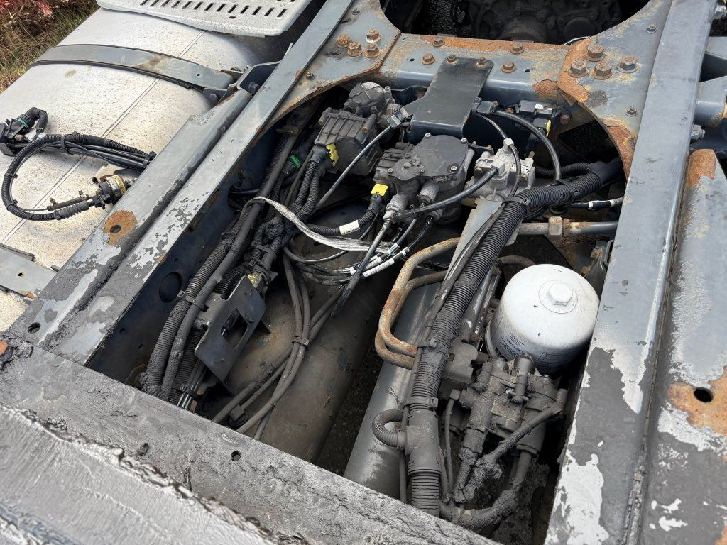 Sattelzugmaschine DAF XF460 EURO 6: das Bild 12