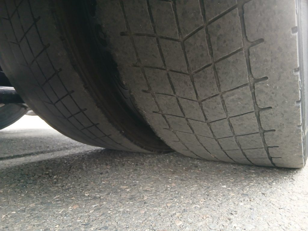 Sattelzugmaschine MAN TGX18.500 XXL EURO 6 MEGA/lowdeck: das Bild 11