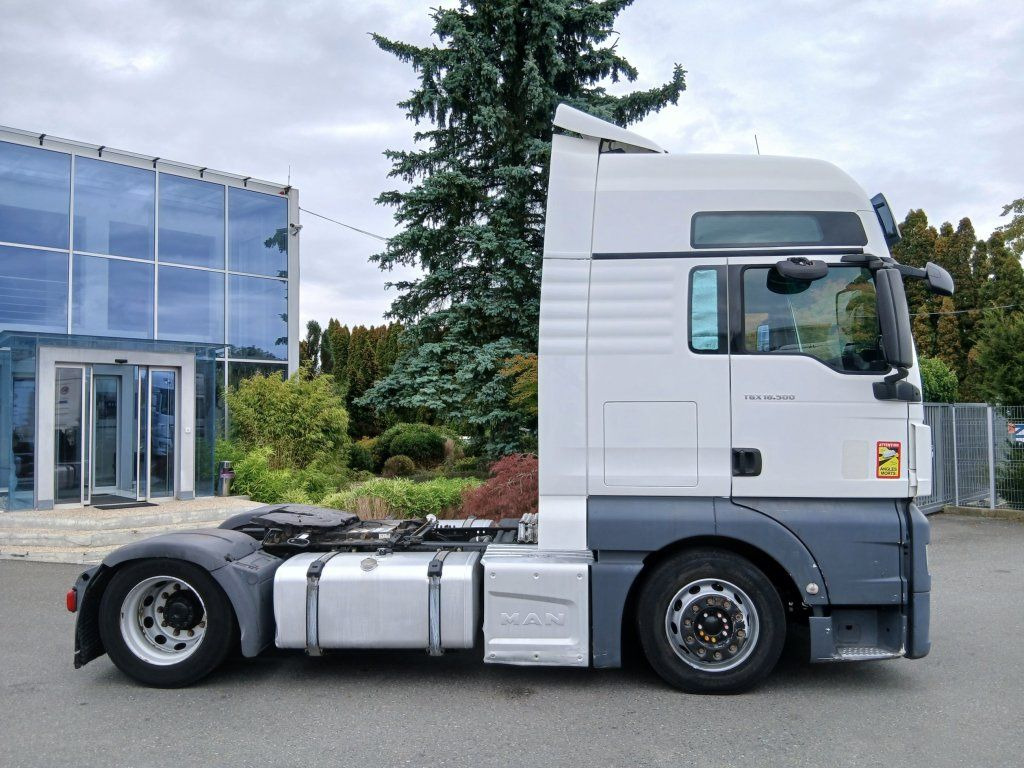 MAN TGX18.500 XXL EURO 6 MEGA/lowdeck - Sattelzugmaschine: das Bild 3 MAN TGX18.500 XXL EURO 6 MEGA/lowdeck - Sattelzugmaschine: das Bild 3