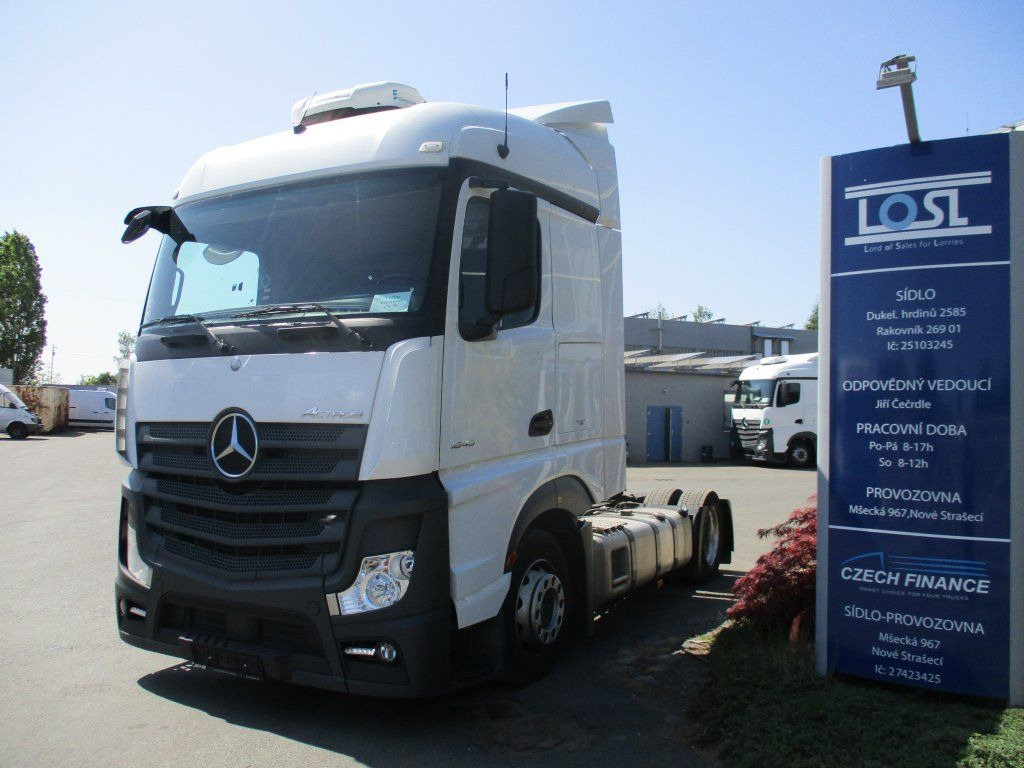Mercedes-Benz 1845 Actros EURO 6 MEGA/lowdeck - Sattelzugmaschine: das Bild 1 Mercedes-Benz 1845 Actros EURO 6 MEGA/lowdeck - Sattelzugmaschine: das Bild 1