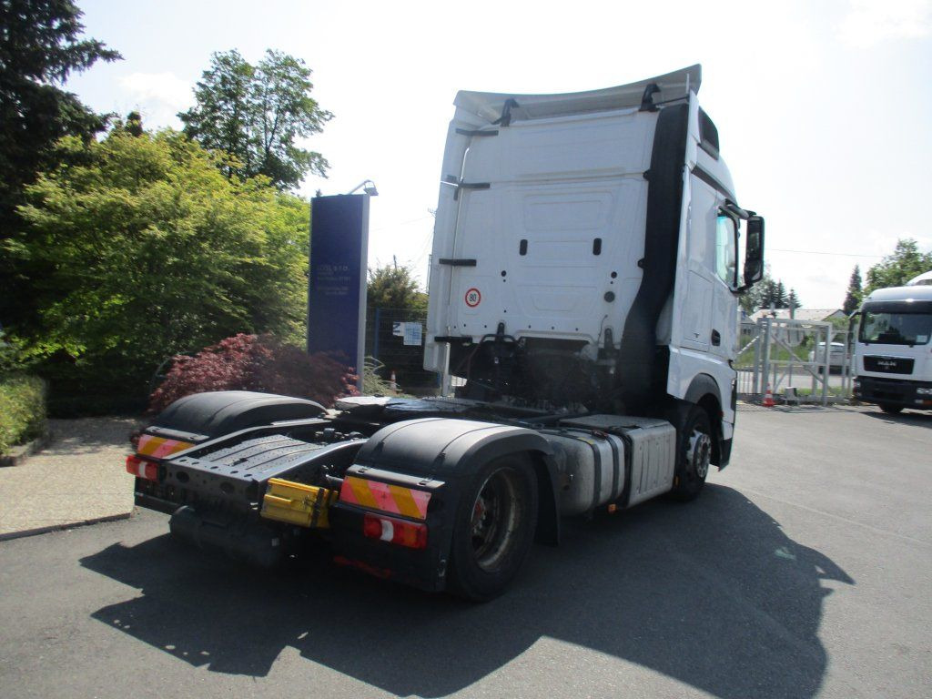 Mercedes-Benz 1845 Actros EURO 6 MEGA/lowdeck - Sattelzugmaschine: das Bild 4 Mercedes-Benz 1845 Actros EURO 6 MEGA/lowdeck - Sattelzugmaschine: das Bild 4