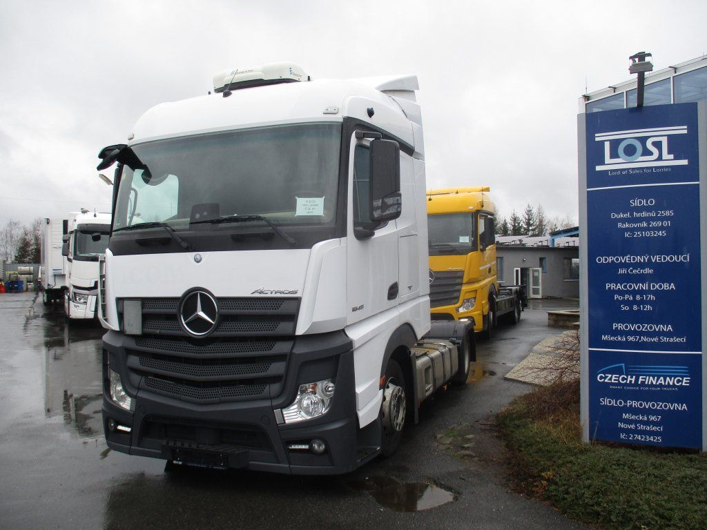 Mercedes-Benz 1845 Actros EURO 6 MEGA/lowdeck - Sattelzugmaschine: das Bild 1 Mercedes-Benz 1845 Actros EURO 6 MEGA/lowdeck - Sattelzugmaschine: das Bild 1