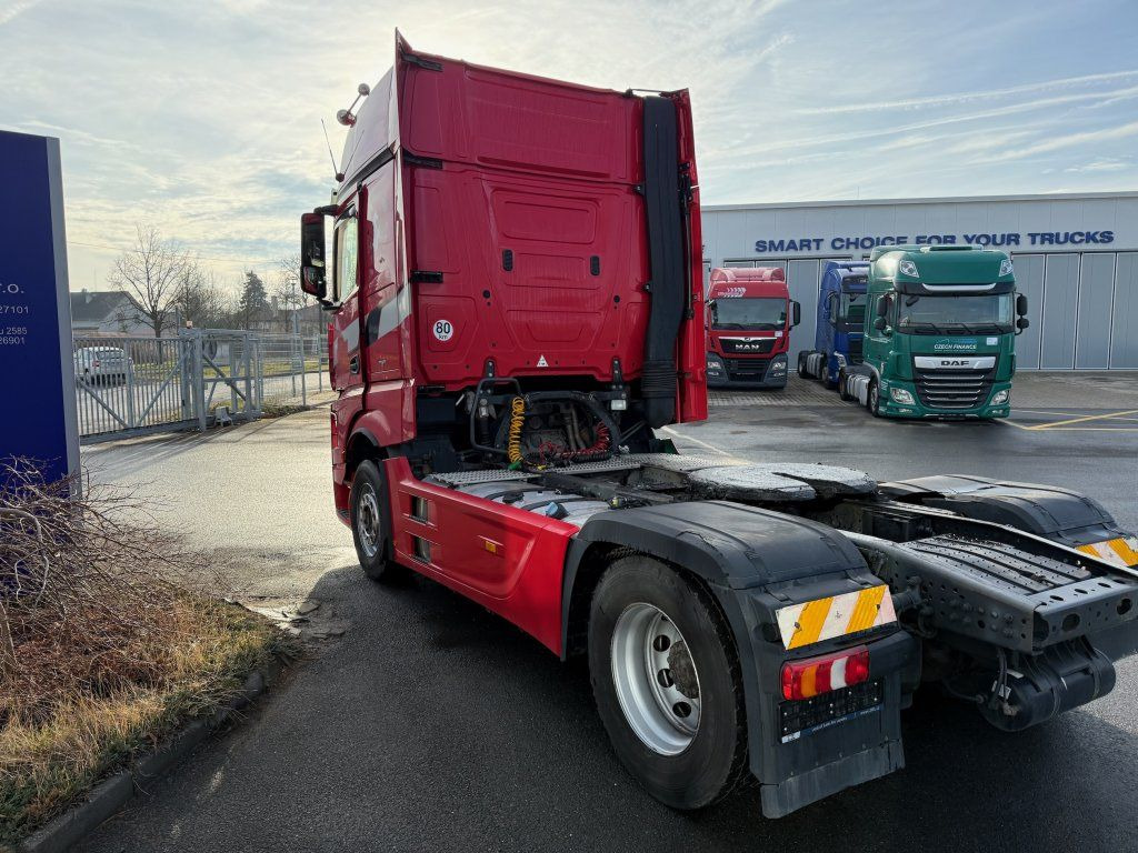 Mercedes-Benz 1848 Actros Gigaspace - Sattelzugmaschine: das Bild 4 Mercedes-Benz 1848 Actros Gigaspace - Sattelzugmaschine: das Bild 4