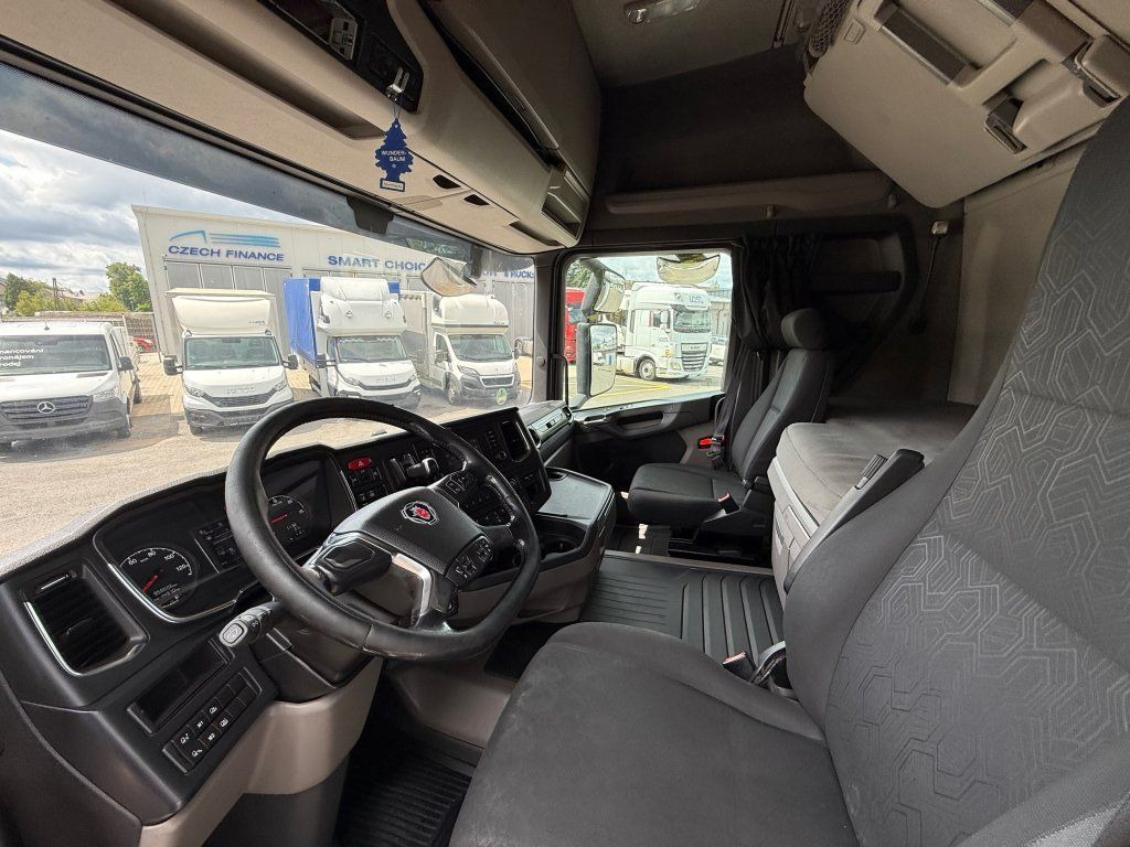 Sattelzugmaschine Scania R450 Euro 6: das Bild 13