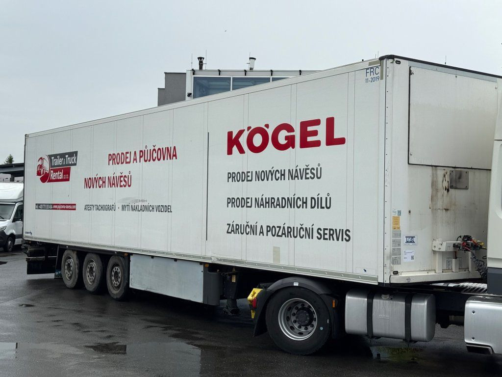 Schmitz Cargobull SKO24 - Koffer Auflieger: das Bild 1 Schmitz Cargobull SKO24 - Koffer Auflieger: das Bild 1