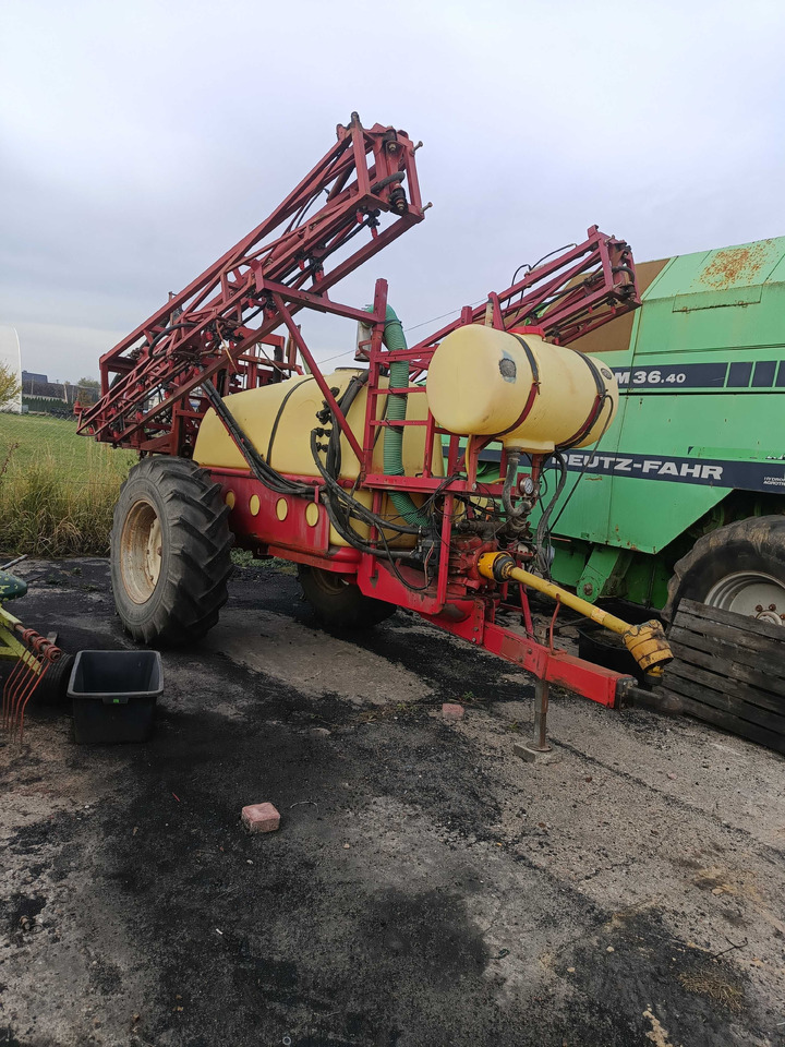 HARDI TZ 18 metrów - Anhängespritze: das Bild 1 HARDI TZ 18 metrów - Anhängespritze: das Bild 1