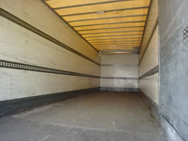 Koffer LKW Renault Midlum 270 dxi - manual gearbox / steel suspension lames: das Bild 8