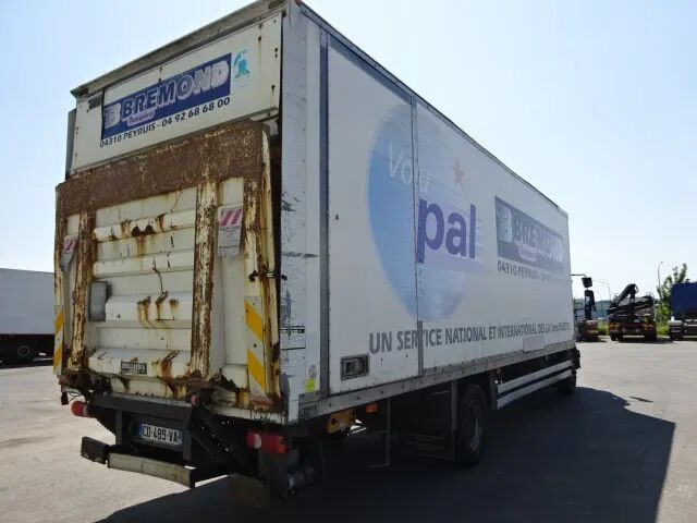 Renault Midlum 270 dxi - manual gearbox / steel suspension lames - Koffer LKW: das Bild 2 Renault Midlum 270 dxi - manual gearbox / steel suspension lames - Koffer LKW: das Bild 2
