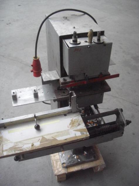 Ernst Nagel VS 66 Thumb Register Punch - Bindemaschine: das Bild 1 Ernst Nagel VS 66 Thumb Register Punch - Bindemaschine: das Bild 1