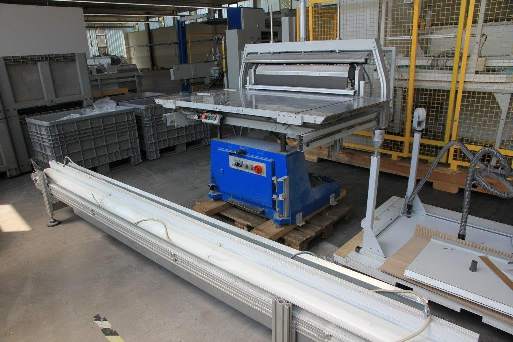 High performance cutting line Baumann Wohlenberg Perfecta 132 TS ASE LM - Papierschneidemaschine: das Bild 4 High performance cutting line Baumann Wohlenberg Perfecta 132 TS ASE LM - Papierschneidemaschine: das Bild 4