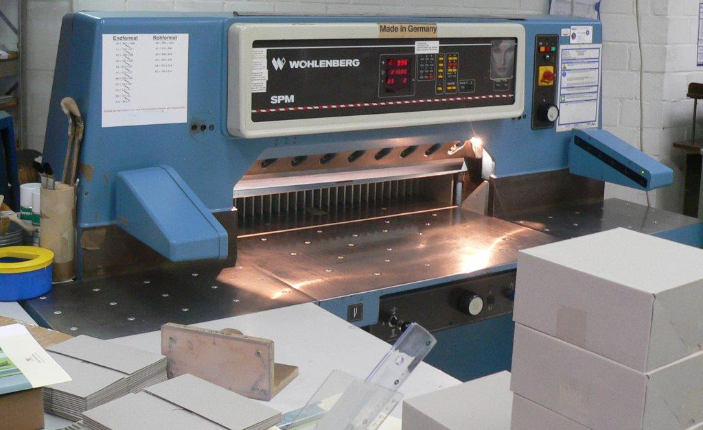 High-speed cutter Wohlenberg WP 92 SPM - Papierschneidemaschine: das Bild 3 High-speed cutter Wohlenberg WP 92 SPM - Papierschneidemaschine: das Bild 3