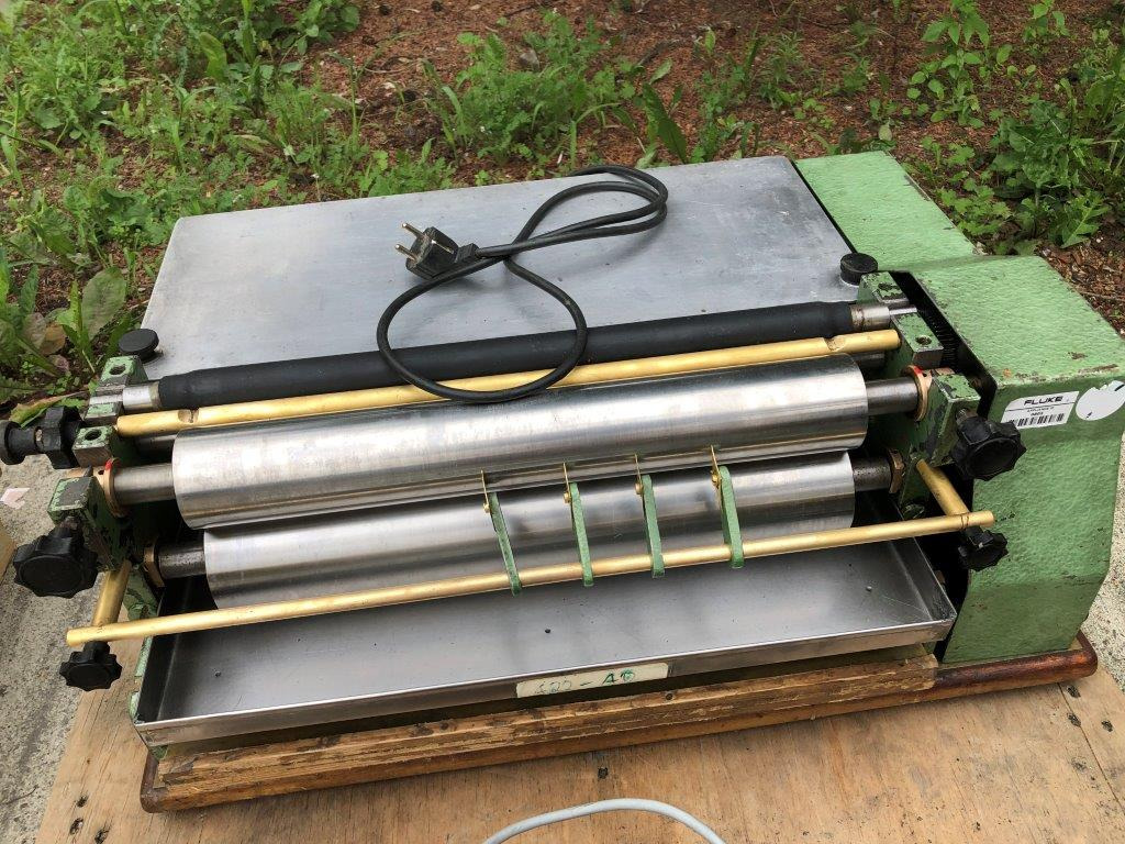 Sumbel Herold 400 Two Roll Gluing Machine - Bindemaschine: das Bild 2 Sumbel Herold 400 Two Roll Gluing Machine - Bindemaschine: das Bild 2