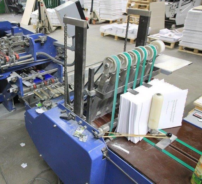 Standing vertically delivery with pres rollers MBO SAP 46 L - Falzmaschine: das Bild 4 Standing vertically delivery with pres rollers MBO SAP 46 L - Falzmaschine: das Bild 4