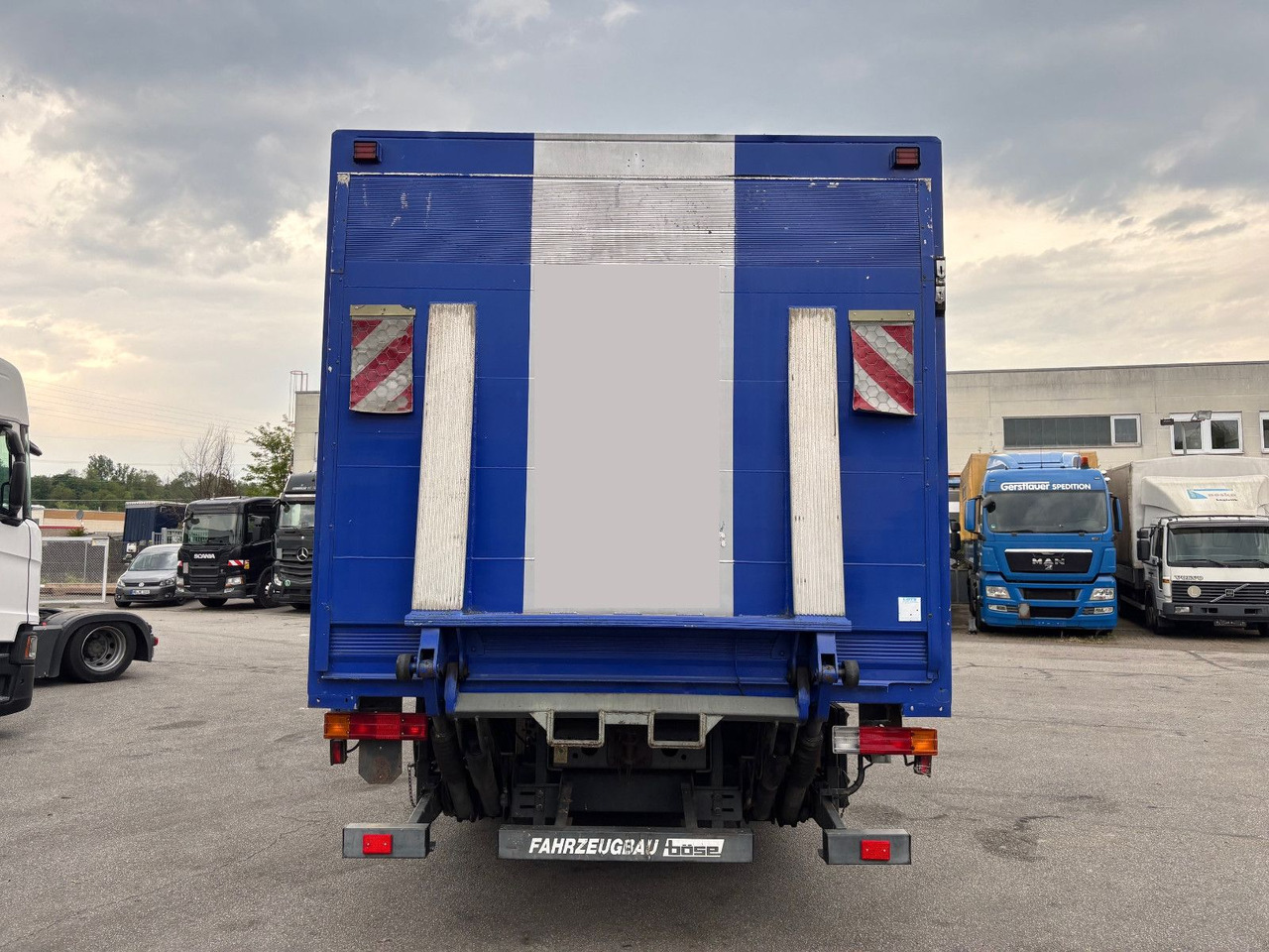 Kühlkoffer LKW Mercedes-Benz 2528 L LBW/Klima/Frigoblock: das Bild 7