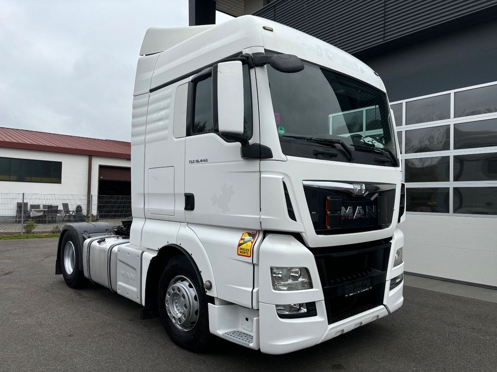 MAN TGX 18.440 480 Retarder/NAVI/2 Tanks/Standheiz - Sattelzugmaschine: das Bild 4 MAN TGX 18.440 480 Retarder/NAVI/2 Tanks/Standheiz - Sattelzugmaschine: das Bild 4