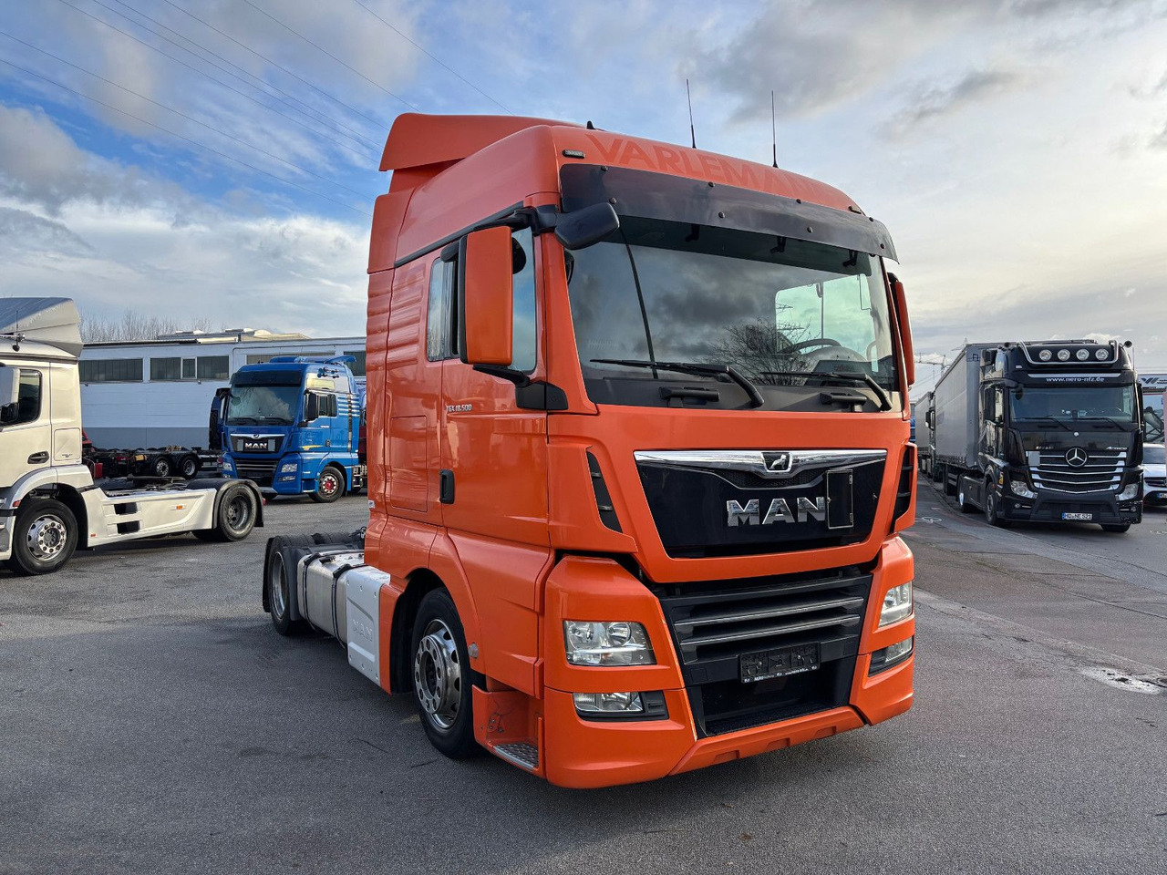 MAN TGX 18.500 XXL HUBSATTELLKUPLUNG - Sattelzugmaschine: das Bild 4 MAN TGX 18.500 XXL HUBSATTELLKUPLUNG - Sattelzugmaschine: das Bild 4